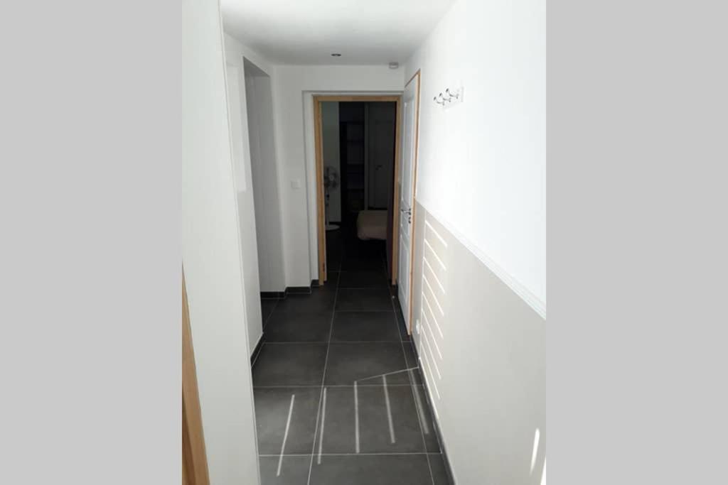 Logement Neuf De 40 M², Equipe Et Confortable Croix-Chapeau Eksteriør bilde